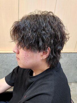 ニアウ 伊勢崎連取店(Niau) センターパート波巻きツイストスパイラルパーマ