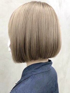 ラ メール ヘア デザイン(La mer HAIR DESIGN) ハイトーンカラーダブルカラーグレージュケアブリーチミニボブ