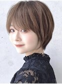 Say.丸みショートレイヤーひし形ショートグレーベージュ表参道