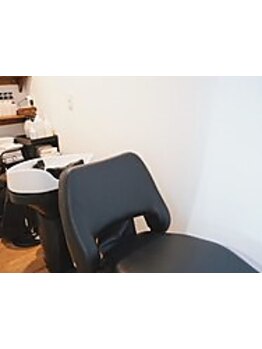 【江坂駅徒歩5分】頭皮の汚れを洗浄し、健やかな髪へ◎頭皮から美しく、健康的な髪に導きます♪