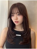 暗髪艶髪レイヤーカット顔周りレイヤーくびれミディアムレイヤー