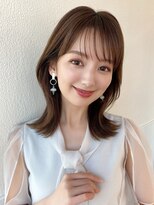 アフロート エル 大阪(AFLOAT L)&nbsp;20代シースルーぱっつん前髪で結んでかわいいフェイスレイヤー