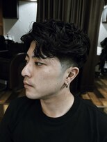 ヘアークリエイ トポライトウィロー 烏丸(Hair Create Polite willow)&nbsp;スキンフェードパーマ