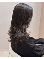 コーエン(cowen) くせ毛風カール大人ガーリーくびれヘア黒髪ウェーブ段カット30代