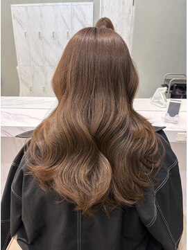 ジーナエス 札幌(Zina S) hazel brown