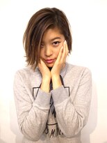 ピープル(people)&nbsp;〔people〕外国人風3Dハイライト×前下がりボブ