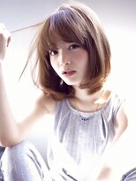 テイラー(Taylor)&nbsp;ナチュラルボブxオリーブベージュ