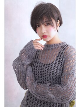 オウル(Owll) 大人黒髪×ミニマムボブイルミナカラー#アッシュベージュ