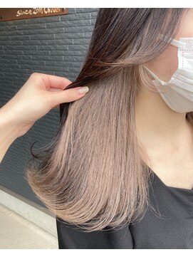 ヘアアンドビューティー クローバー(Hair&Beauty Clover) white greige/ニュアンスカラー