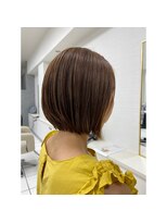 モク(m.o.k.u.)&nbsp;♪ダメージレス内巻き酸性ストレート♪