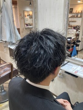 ティアラ 桜木町(TIARA) ツイスパ風スタイリング