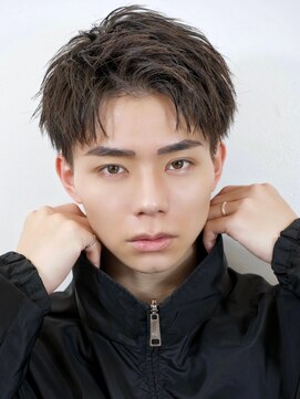 エイド 渋谷(aid) ショートアップバング刈り上げツーブロ束感スパイキーショート