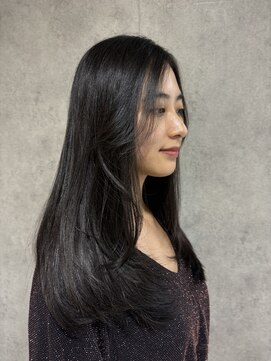 エアー 青山(AIR) レイヤーカット／ロングレイヤーカット