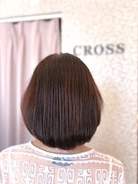 クロス(CROSS) 40代50代60代/ふんわりボブ