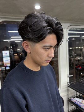 ニコ トウキョウ ロジック(nico TOKYO Logic) スキンフェードスパイキーショートパーマ短髪刈り上げ