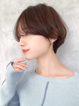 ラフィス ヘアー ウィム 倉敷白楽町店(La fith hair uim.) 【La fith】丸みショート×美シルエット×ヘーゼルブラウン