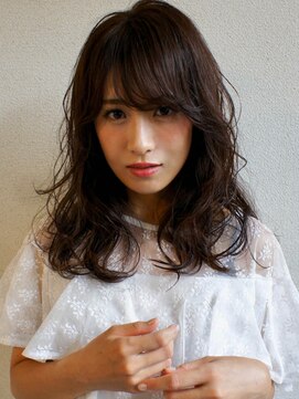 ヴェスパー(Vesper) ☆大人かわいい感たっぷりレイヤーの3Dカラーロング☆