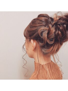 ヘアセットサロン ミント(Hair set salon MINT) ルーズお団子ヘア♪