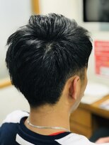 ヘアーメイクエアーセントラーレ(HAIR MAKE air Zentrale)&nbsp;アップバング ツーブロックショート