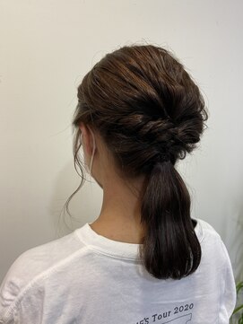 ピーナ 大和高田店 首元すっきり★簡単ローポニーテール☆