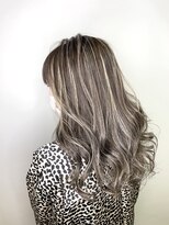 ゴリラビスケッツ(GORILLA BISCUITS)&nbsp;ベージュ系ハイライト［桜木町/横浜/みなとみらい］