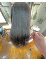 美容室 メザミー MESAMIES うる艶+透明感☆暗髪清楚感ストレート