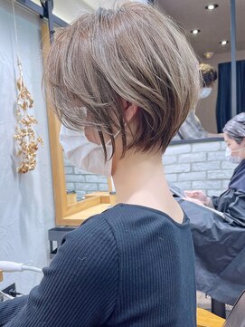 アヴァロン(AVALON) 絶壁解消・ひし形・くびれ・大人ショートボブ・30代40代【猪狩】