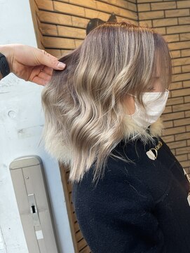 ラフ(LAFF) #黒髪#ボブルフ#ネビージュ#小顔#ワンレン