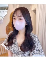 ユニ 表参道(uni)&nbsp;韓国風ふんわりゆる巻きヘア