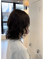 シダ(sida SAIIN) 20代30代ボブレイヤーパーマ簡単スタイリング