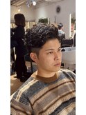 30代メンズパーマ七三分け