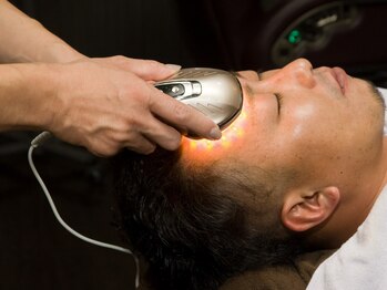 メンズグルーミングスパアンブレラ(MEN’S GROOMING SPA umbrella)の写真/【大人気フェイシェルケア】umbrellaで叶う本当の男前スタイル!"うぶ毛ケア"で清潔感×明るい印象に★