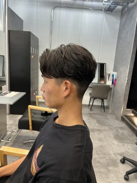 メンズサロン キング 梅田店(Men’s salon K!ng) 波巻きツイストスパイラルパーマ/フェザーパーマ/眉毛/メンズ