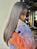 メイカ(MEIKA) ”サラサラストレート×チャコールブラウン” なかもと はな