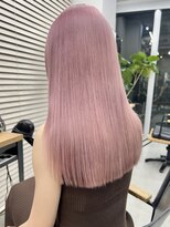 キラ 原宿(KILLA)&nbsp;ホワイトブロンド/ワイドバング/美髪/外ハネボブ/ダブルカラー