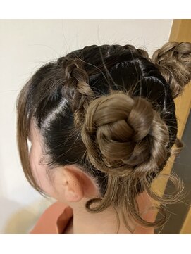 イング(ING) ツイン編み込みクラゲヘア