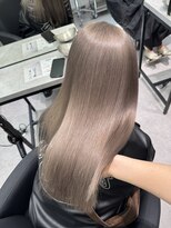 ペレ 渋谷(PELE)&nbsp;イメチェン/ホワイトブロンド/外ハネボブ/ワイドバング/渋谷