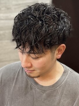 スピラ(SPiRA) カット×スペインカール風ツイスパ