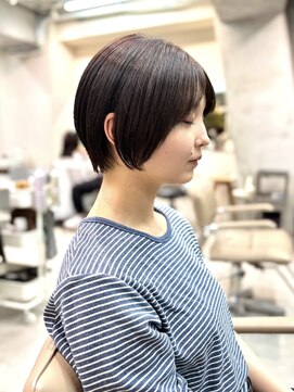 ミィ 浦和(mee) 透明感カラー ボブ 前髪 ショート カラー ブリーチ&ダブルカラー