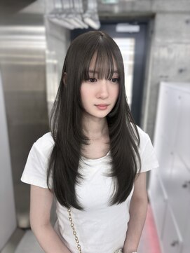 エヌアイ オモテサンドウ(ni omotesando) オリーブグレージュ×ザクザクレイヤー