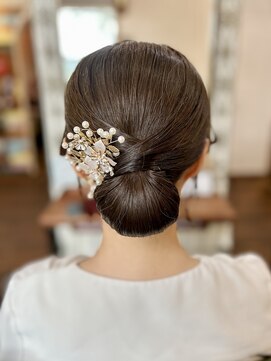 ヘアセット/アップスタイル/シニヨン/タイトシニヨン/和装