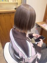 イロ(iiro) ミルクティーグレージュ/ミルクティーベージュ/ブリーチ