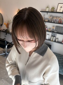 エスデザイン(es design) イルミナカラーで赤み消しオリーブベージュ