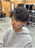 波巻きパーマ×センターパート