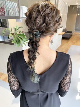 ニキータ(Nikiita) 【NIkiita女子】編みおろしstyle