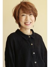 小顔に魅せるカット技術とトータルビューティをご提案■石田智子■