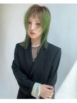 ペト(peto) 【ueyama】wolf cut/roots color neon