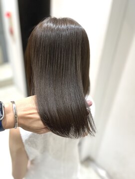 フェリア 渋谷(Feria) "谷島幸太郎"赤味無しグレージュカラー♪