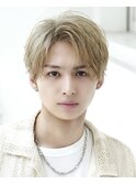 ハイライトミルクティーベージュツーブロックメンズマッシュ