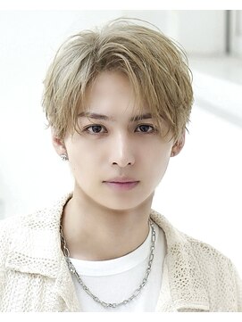 オーシャントーキョー 渋谷神南(OCEAN TOKYO) ハイライトミルクティーベージュツーブロックメンズマッシュ